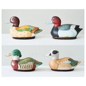 Vintage Lot of 4 JASCO Ceramic Ducks Figurines Lint Brush Hand Painted